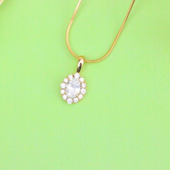 "Oval White Pendant with Halo Design in Gold-Plated Brass Setting, XPPT1812 - Picture 13 of 14